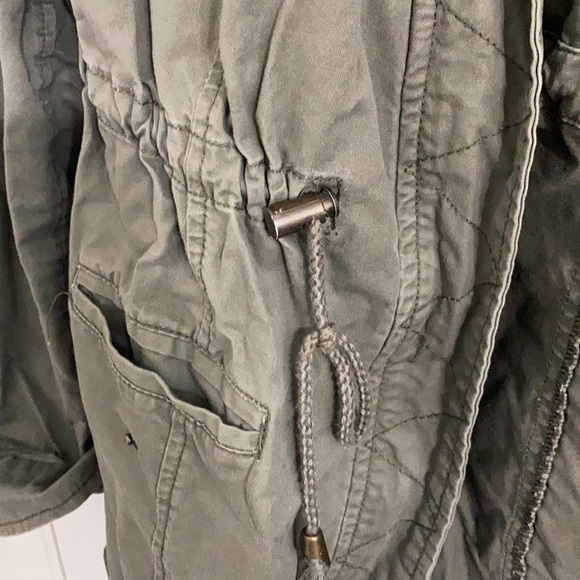 Army green jacket - Picture 2 of 6